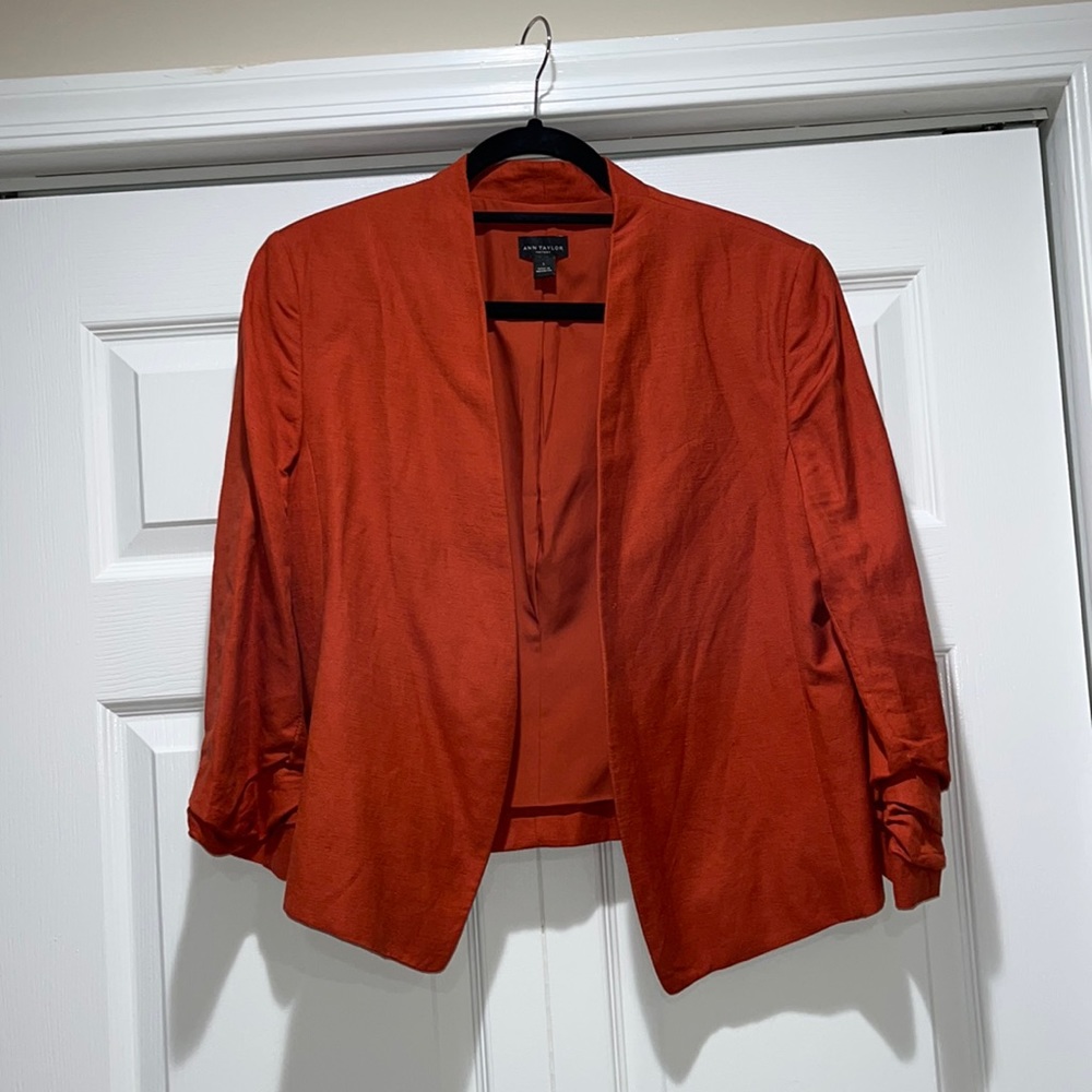 Ann Taylor Factory Burnt Orange Blazer — Size Large